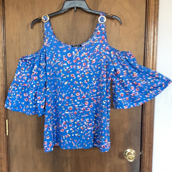 Robert Louis print cold shoulder bell sleeve top w stretch 1X 2X - Picture 6 of 16